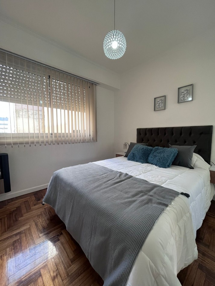 DEPARTAMENTO 2 AMBIENTES TOTALMENTE RECICLADO A LA CALLE CON BALCON