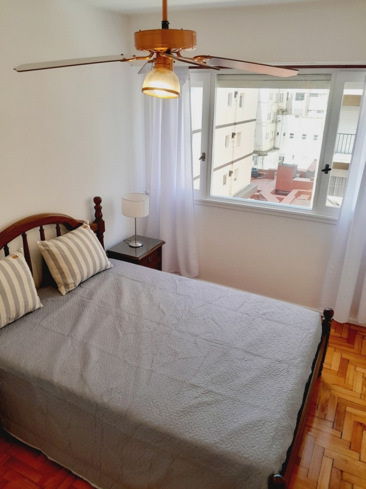 Departamento 2 ambientes a la calle con balcon