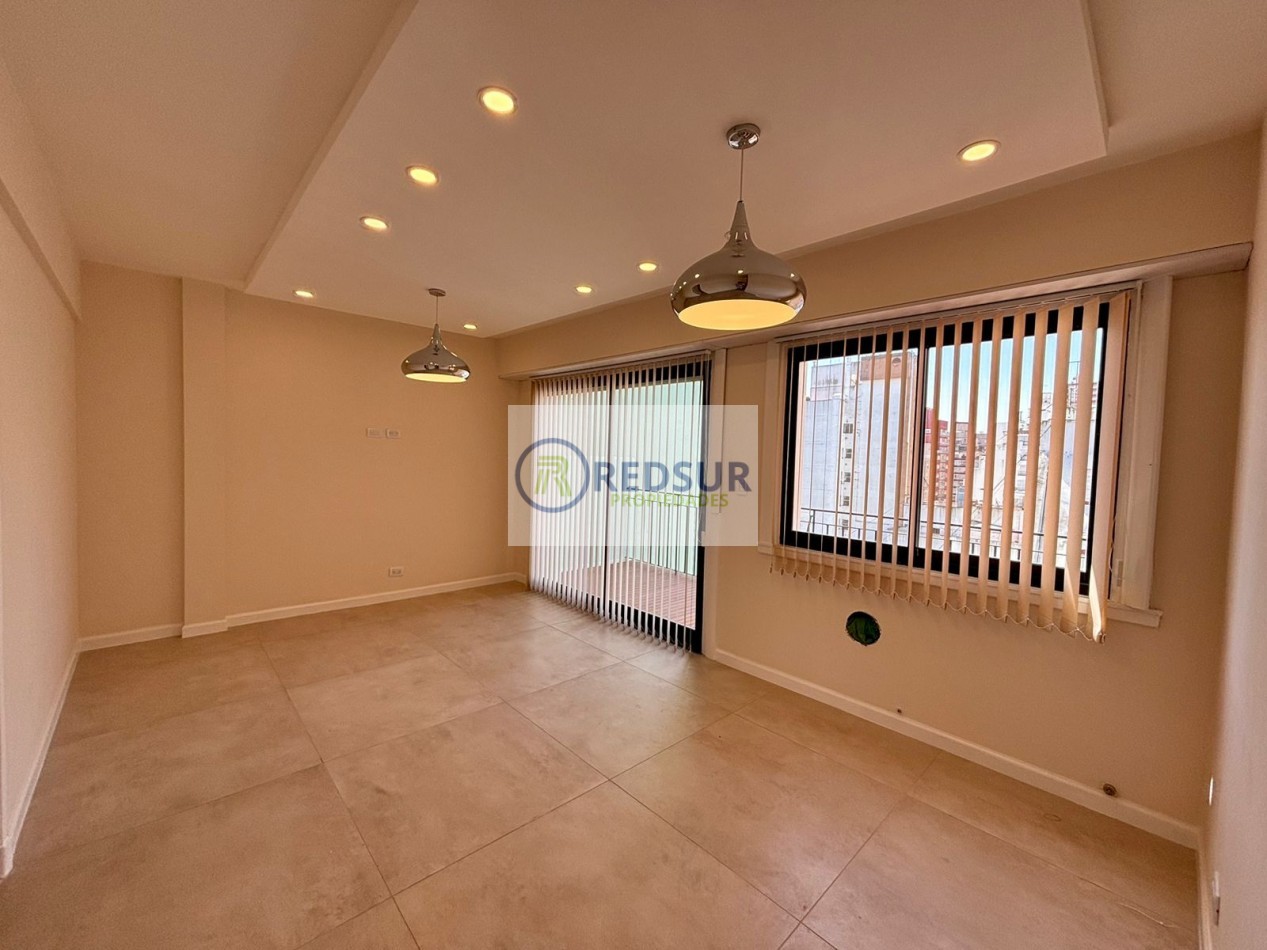 3 ambientes con dependencia de servicio y balcon terraza