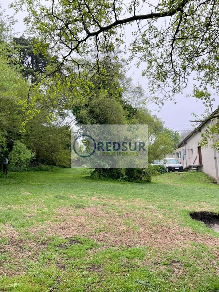 TERRENO 784 M2 