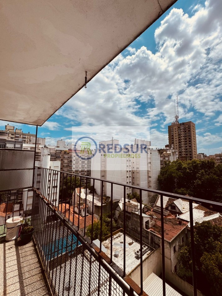 2 AMBIENTES CON BALCON SALIENTE AL FRENTE Y AL CONTRAFRENTE