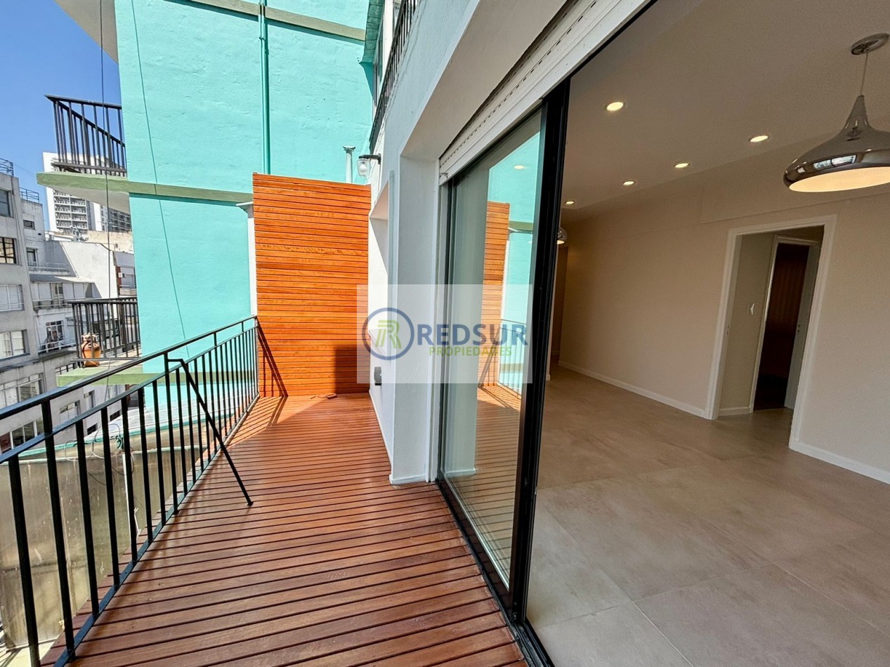 3 ambientes con dependencia de servicio y balcon terraza