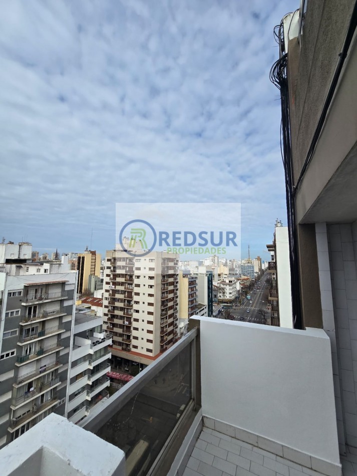 3 amb a la calle c/balcon