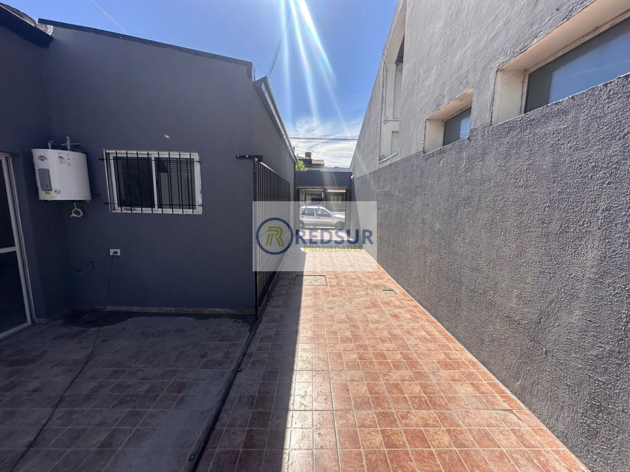 PH 3 AMBIENTES CON PATIO Y COCHERA