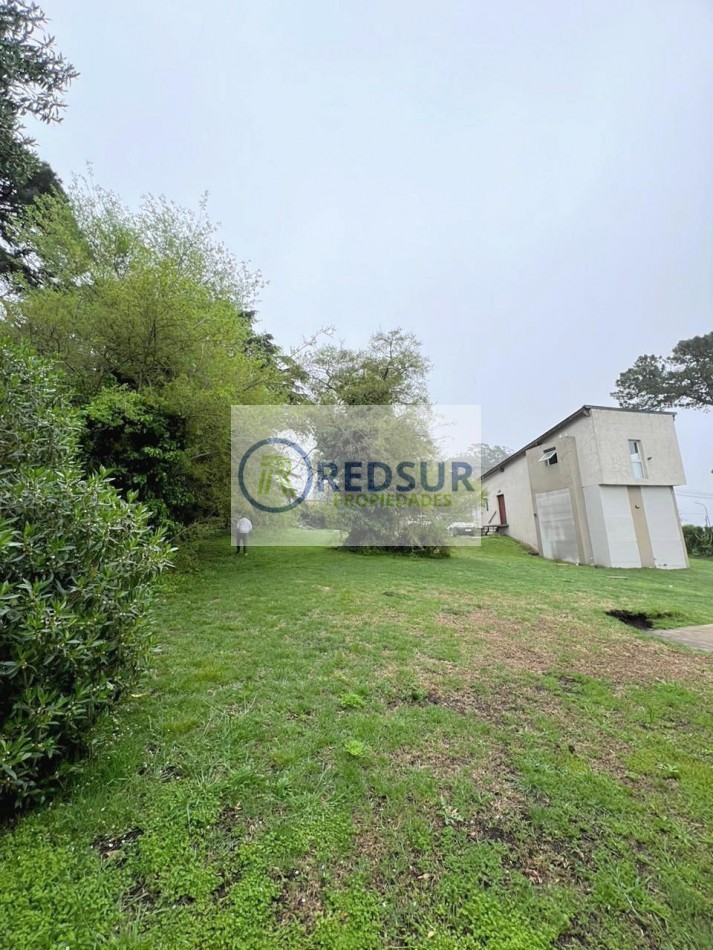 TERRENO 784 M2 