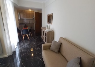 1 ambiente con balcon saliente 