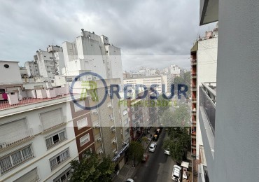 MONOAMBIENTE A LA CALLE 